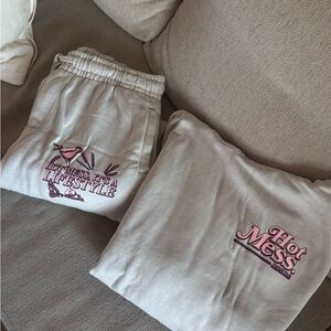 Alix Earl Hot Mess | Sweat Set